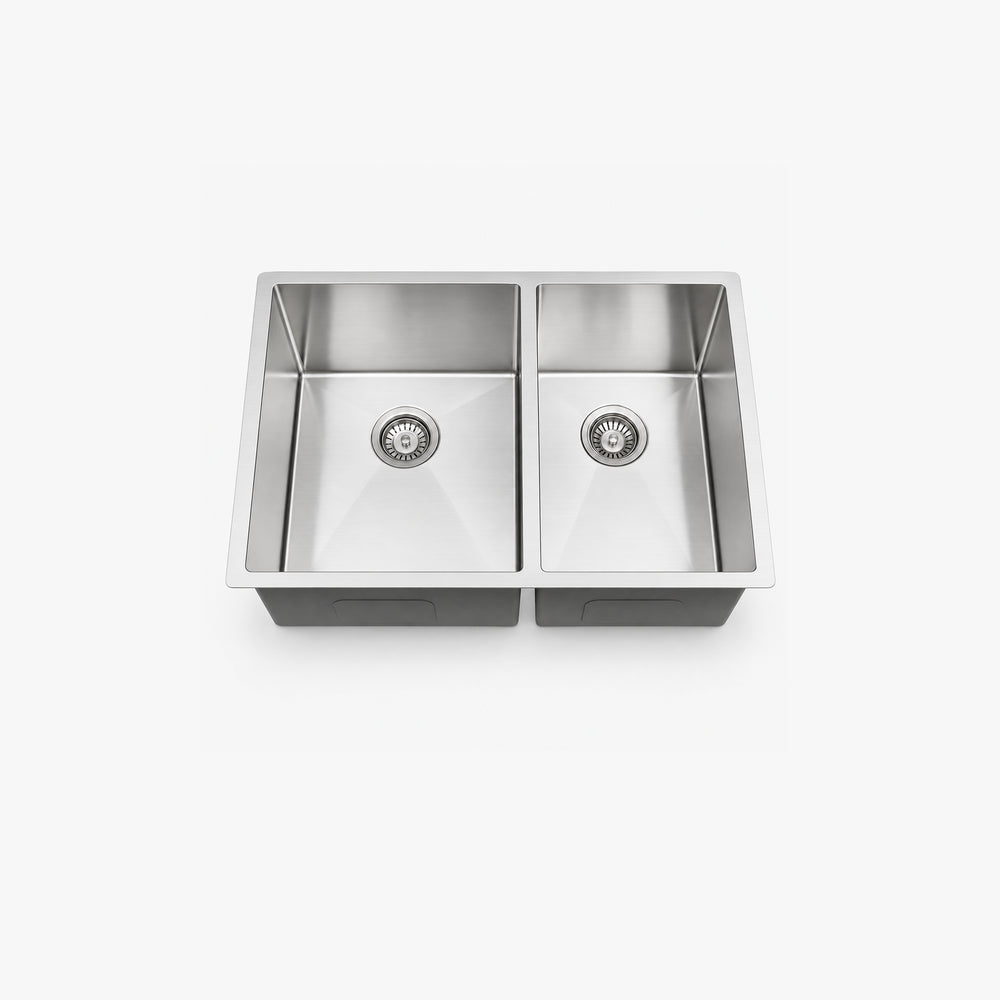 32" Undermount Double Bowl Kitchen Sink